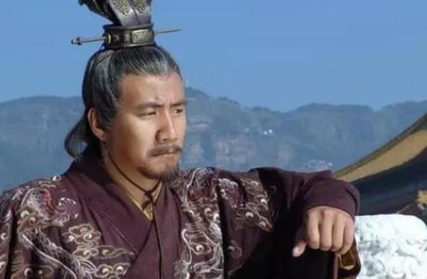 成语“八面威风”该如何解释?其中有怎样的历史典故呢?