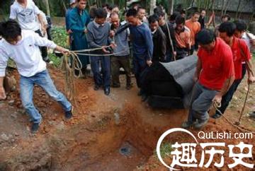 苗族葬礼都有那些程序?苗族葬礼简介